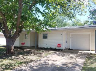 2002 Ridgeway St, Arlington, TX 76010