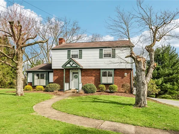 5404 Peach Dr, Gibsonia, PA 15044