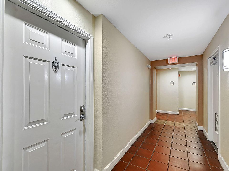 1st image of 630 S Sapodilla Avenue #216