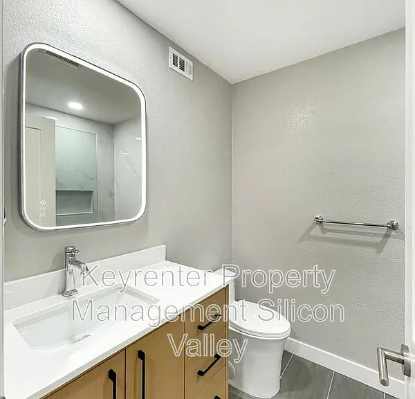 1806 Blackmore Ct — Photo 15