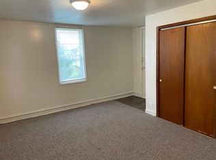 1017 S 8th St #3, Springfield, IL 62703