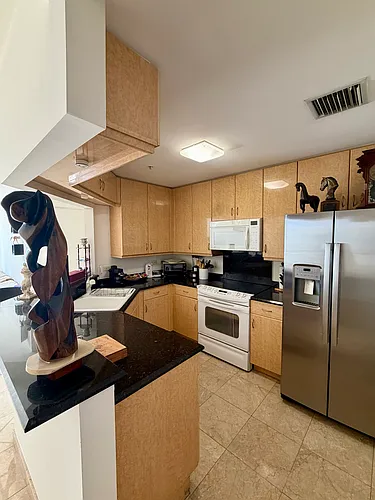 801 Brickell Key Blvd #1207 Photo 1