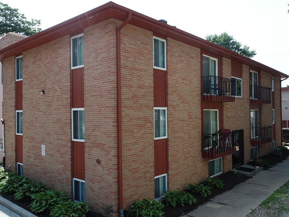1st image of 4919 Davenport St APT 3