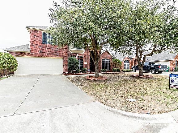 2nd image of 9014 Lochgreen Ln