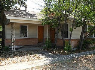 3830 E 1st St, Fort Worth, TX 76111