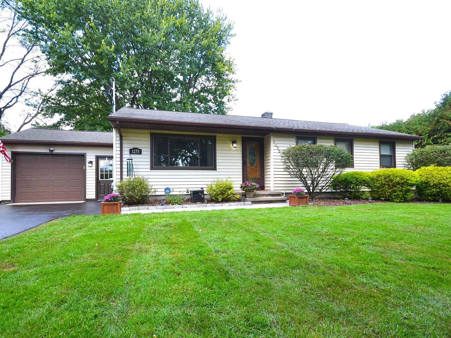 1273 Harris Rd, ster, NY 14580 Zillow