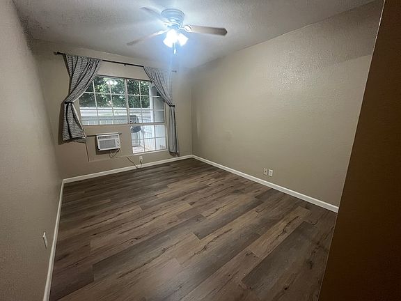2nd image of 447 Mananai Pl APT C