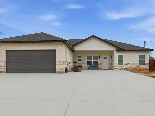 1515 Valley High Lane, Granite Shoals, TX 78654