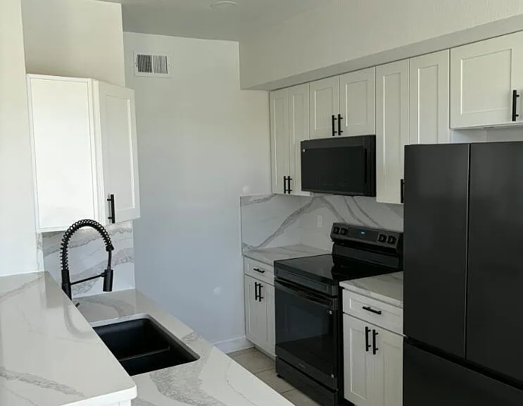 1747 Sophias Dr #202 — Photo 10