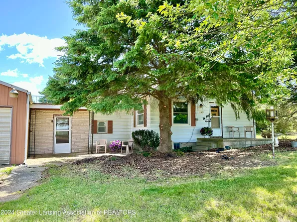 11877 Croswell Rd, Saint Johns, MI 48879