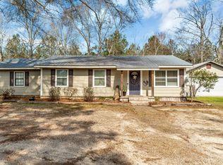 1172 Tower Rd, Ellisville, MS 39437