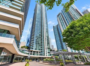 16 Harbour St #3407, Toronto, ON M5J 2Z7