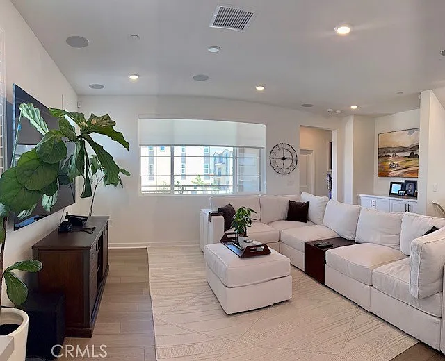 5956 Alton Dr — Photo 7