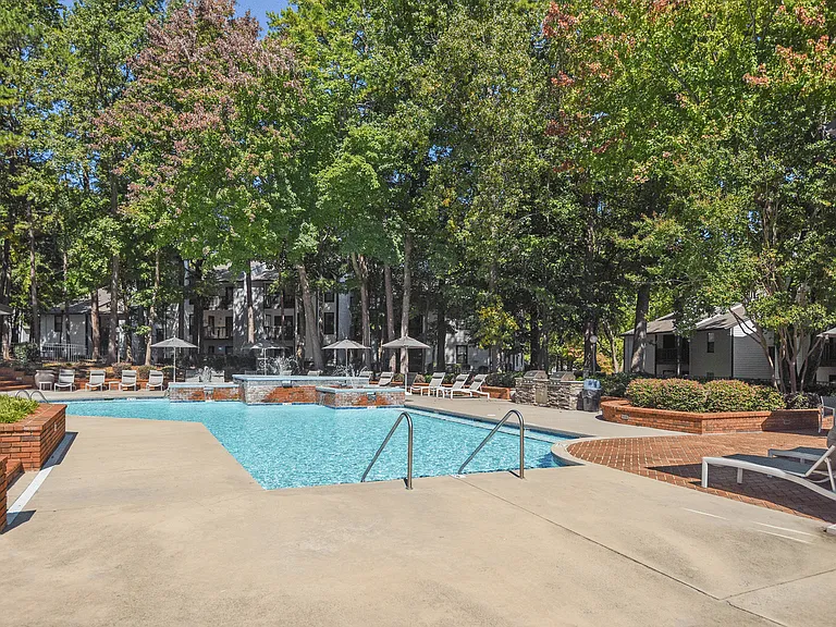Paces Pointe Apartment Homes — Photo 80