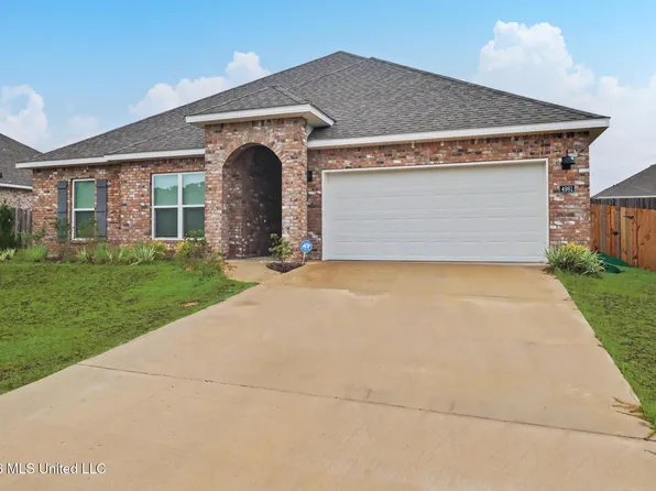 4981 Fern Dr, Diberville, MS 39540