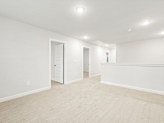Welcome to the Dakota floorplan at The Farm at Wells Creek - Signature Collection.