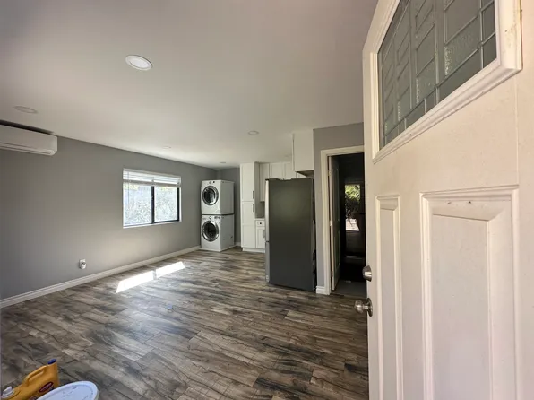 620 Wilshire Pl, Thousand Oaks, CA 91320