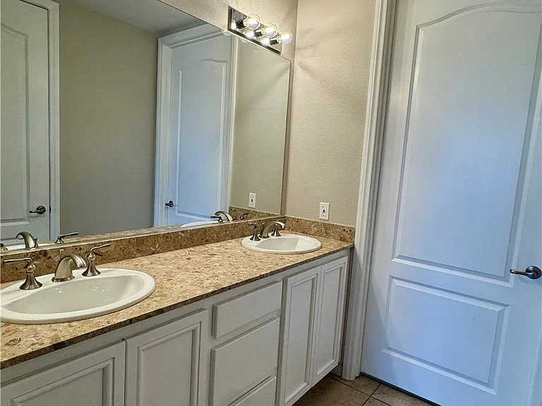 20 E Serene Ave #104 — Photo 15