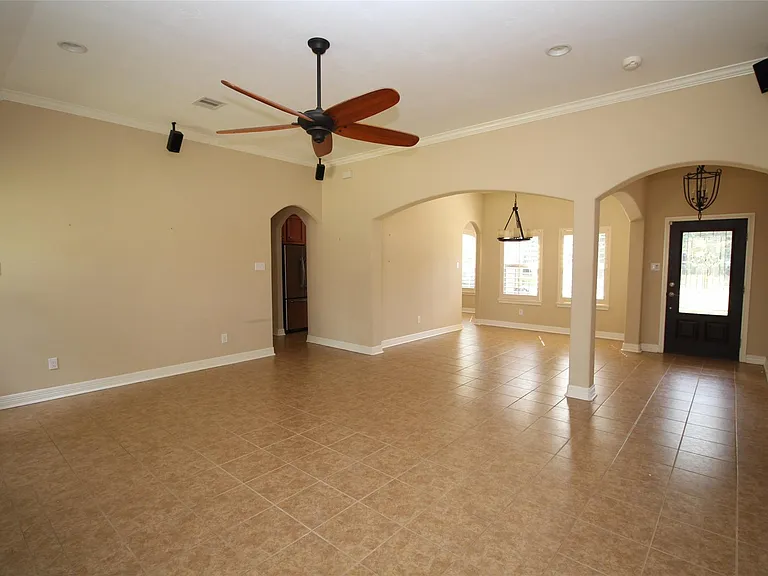 1504 Glen Oaks Dr — Photo 28