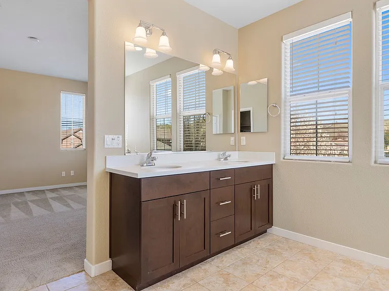 20833 Grapevine Dr — Photo 21