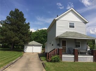 41 Dearborn St, Girard, OH 44420