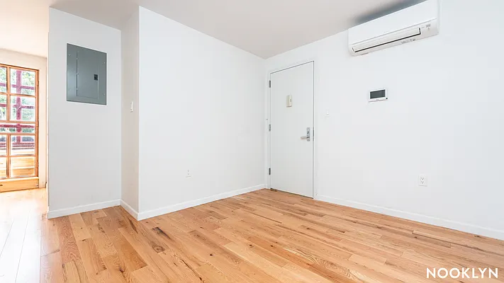 Rented by Nooklyn NYC LLC | media 24