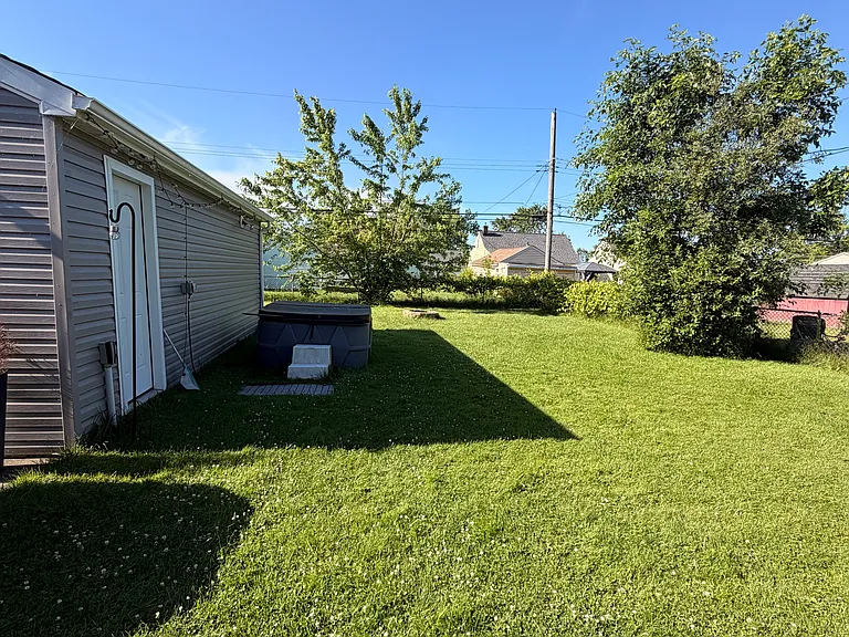 155 Beale Ave — Photo 15