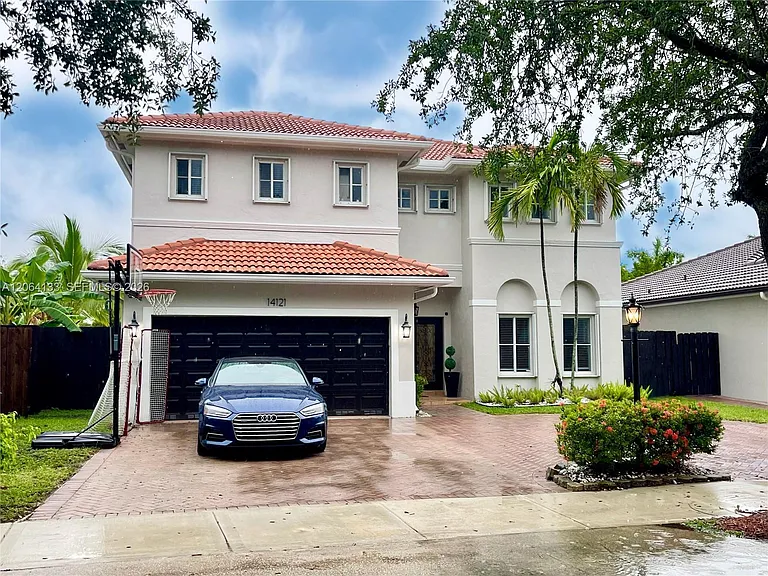 14121 SW 130th Ave — Photo 46