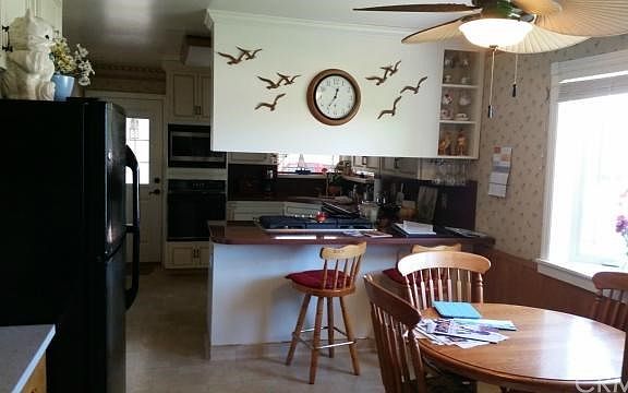 3rd image of 1304 N Olive Ave