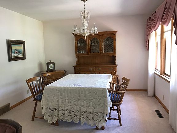 4th image of 3400 Court St