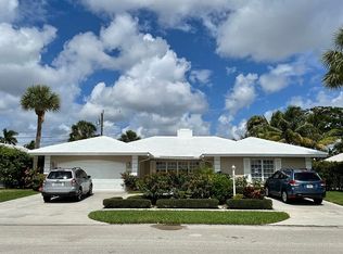 1323 SW Sugar Plum Dr, Boca Raton, FL 33486