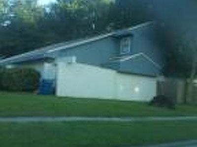 2nd image of 2908 Bayshore Dr E