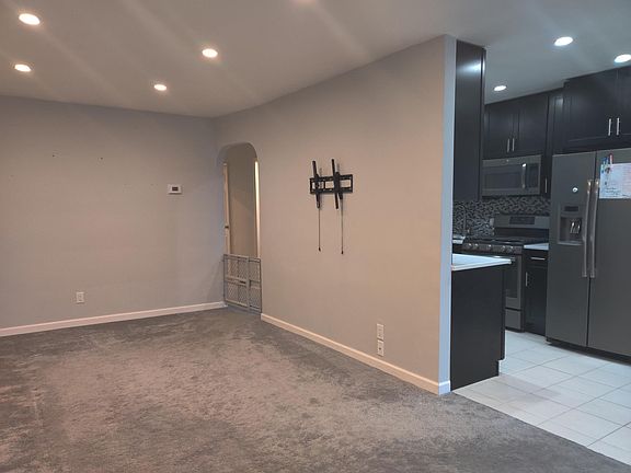 3rd image of 2075 E 65th St #2