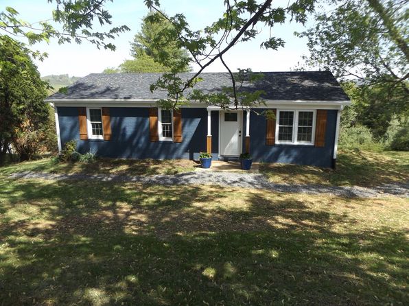 200 Clover St, Galax, VA 24333