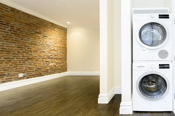 Rented by REAL New York | media 12