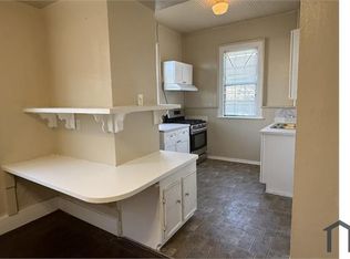 748 5th St UNIT 1, Pt Arthur, TX 77640