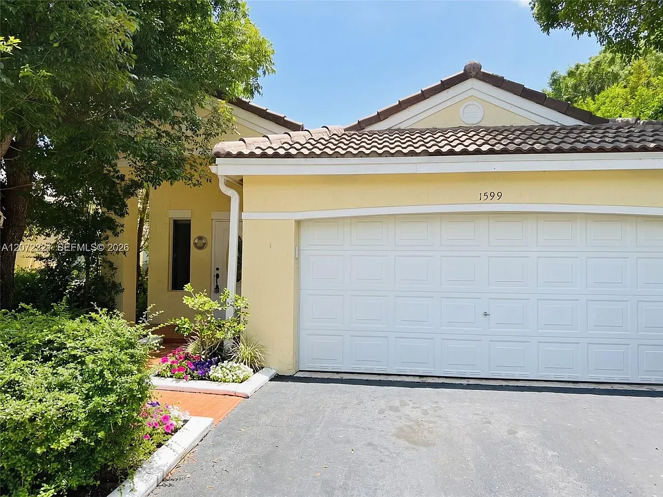 1599 Palermo Dr
