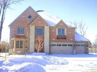 109 Aprina Ct, Bloomingdale, IL 60108