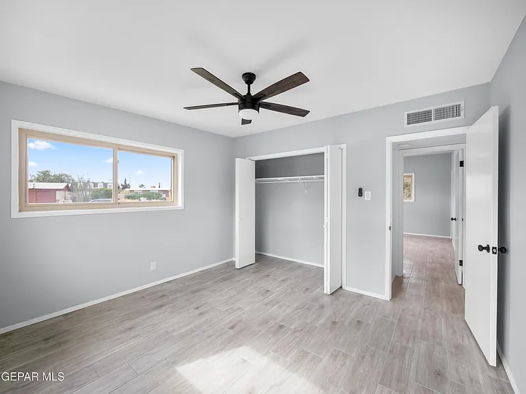 5205 Nome Ave — Photo 20