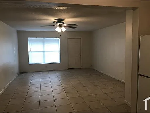 3871 Riverside Dr #B — Photo 16