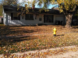 2208 Raintree Dr, Anderson, IN 46011