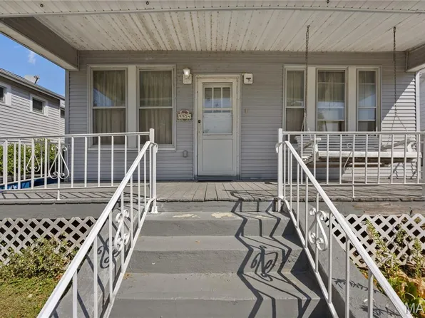 9954 Luna Ave, Saint Louis, MO 63125