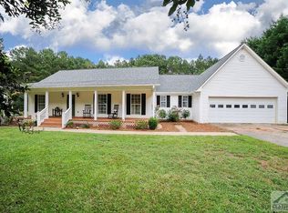 34 Pineforest Dr, Winterville, GA 30683
