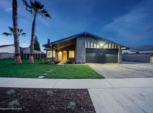 22390 Barbacoa Dr, Santa Clarita, CA 91350