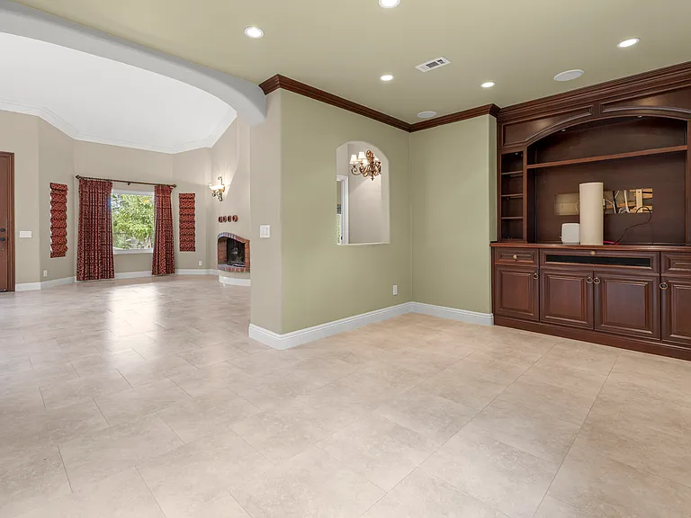 1315 Macadamia Dr — Photo 28