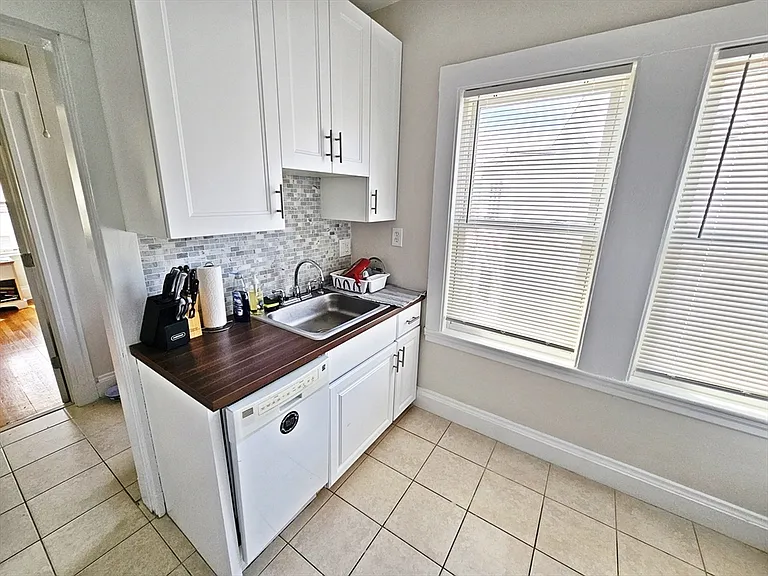 233 Faneuil St #2 — Photo 10