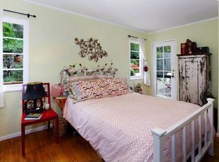 5680 Thornhill Dr, Oakland, CA 94611