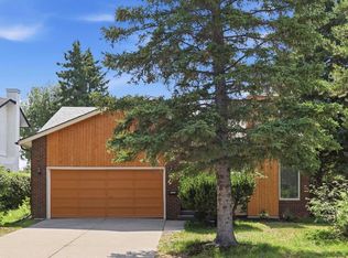 416 NE Brookpark Dr SW, Calgary, AB T2W 3N7