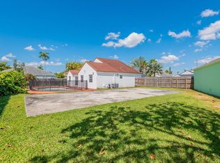 14450 SW 153rd Ter, Miami, FL 33177