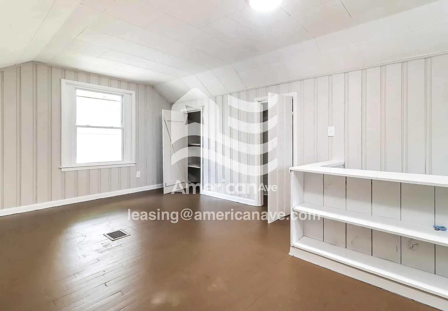3 bed, 1.5 bath, 1050 sqft, $1,097 — Photo 3
